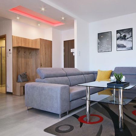Irs Royal Apartments Apartamenty Irs Aviator Gdańsk Kültér fotó